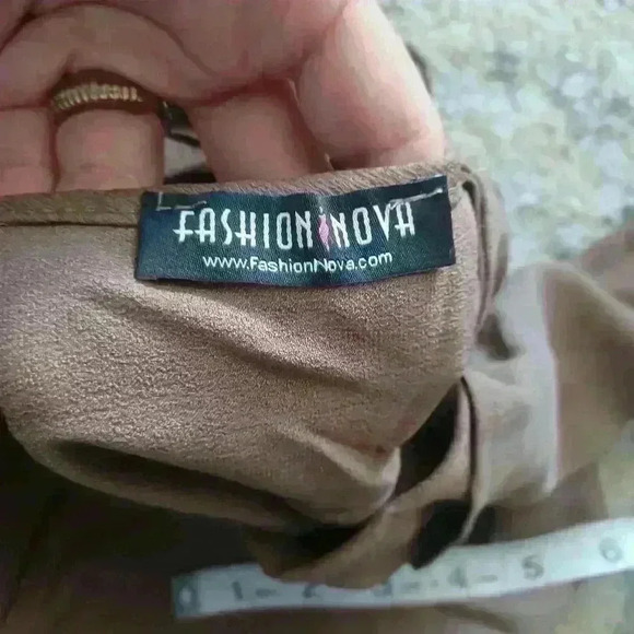 Fashion Nova Womens Tan Bodysuit M - Picture 11 of 14